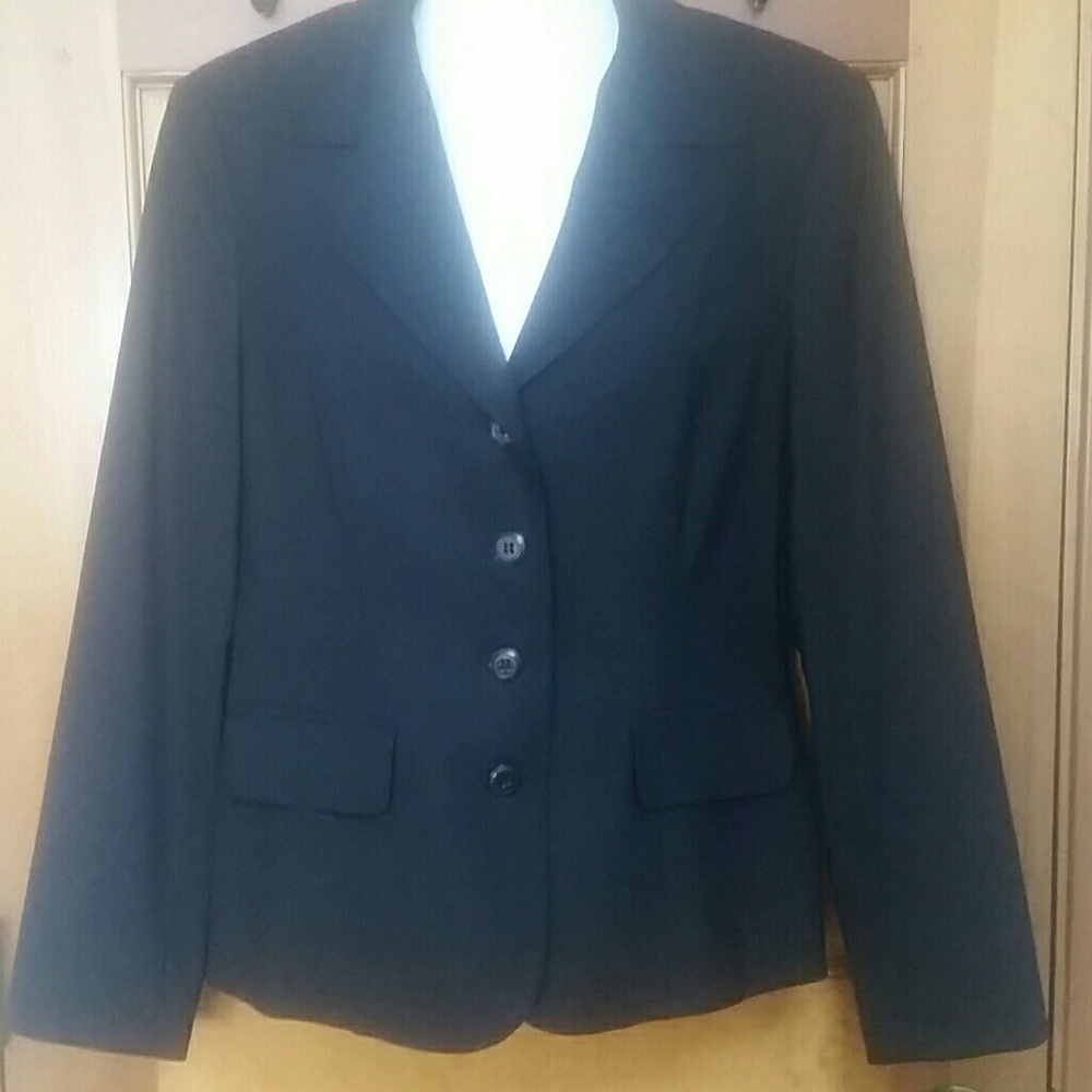 EUC Talbots  4 button dress blazer